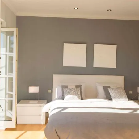 Sleeps 8 Air Con Wifi 빌라 *