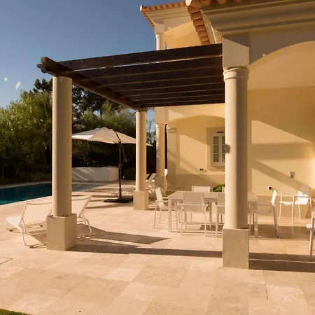 Sleeps 8 Air Con Wifi Barros da Fonte Santa